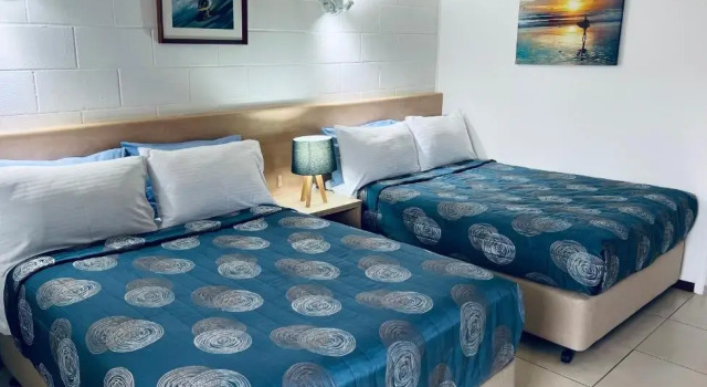 Четырёхместный номер Standard Moffat Beach Motel Caloundra
