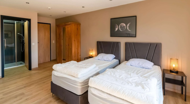 Вилла Classic Delightful Villa in Sourbrodt With Swimming Pool, Terrace