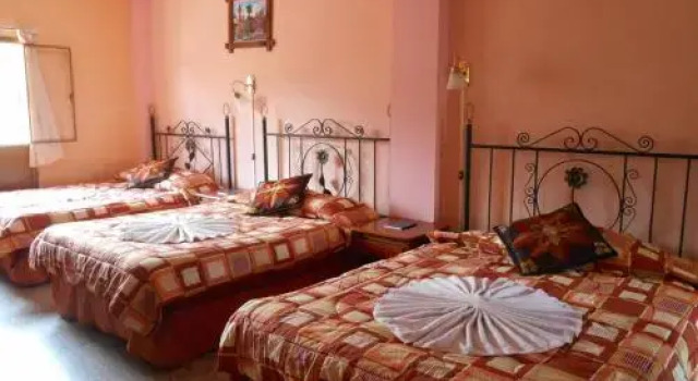 El Chaparral Hotel, Prenota Hotel Hotel a Solola con parcheggio, Parcheggio