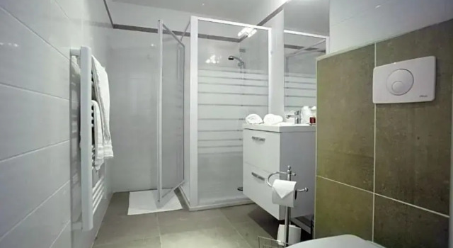 Двухместный номер Standard с балконом и с красивым видом из окна The Originals City, Hôtel Les Bastides du Gapeau
