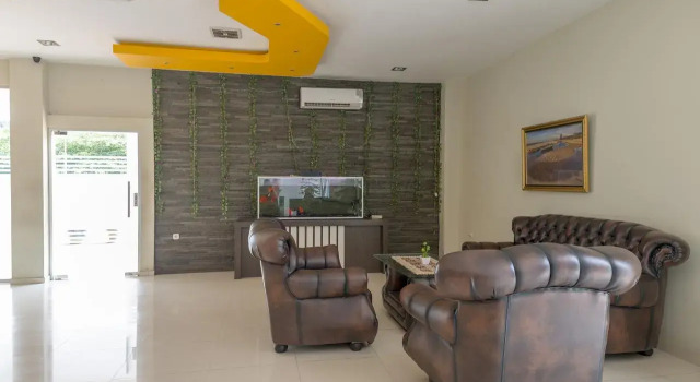 Capital O 1822 Wahana Inn, Buchen Sie Hotel Singkawang 