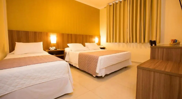 Трёхместный номер Standard Pietro Angelo Hotel