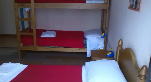 Monastery Hostel Resort, Buchen Sie Hostel Hostels in Bardonecchia, Hostel