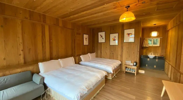 Четырёхместный номер Standard Spring Ground Resort