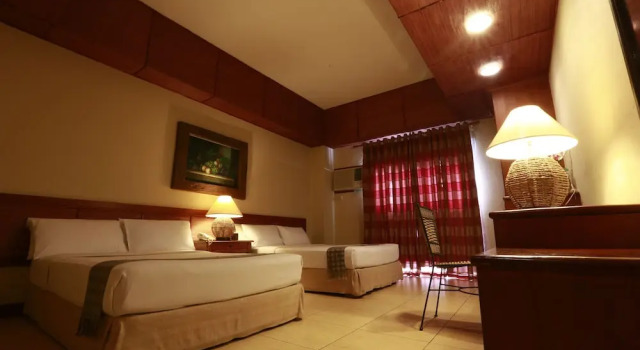 Deluxe Quadruple room Java Hotel