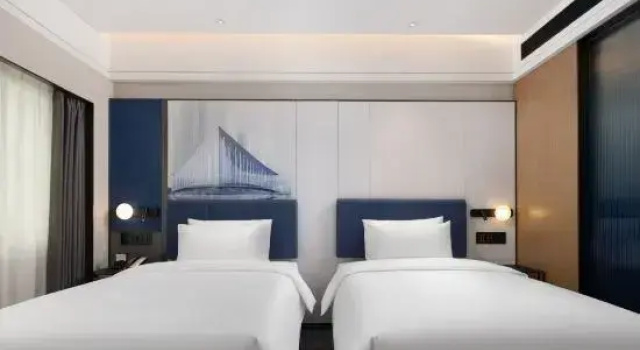 Номер Standard Hampton by Hilton Xi‘an South Gate City Wall