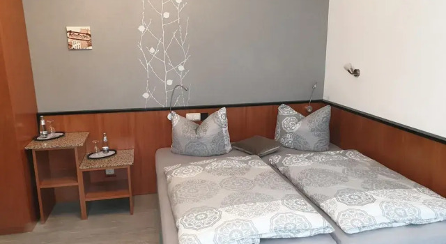 Hotel Sonnenschein, Reserva ahora Hotel Bad Liebenwerda Brandenburgo