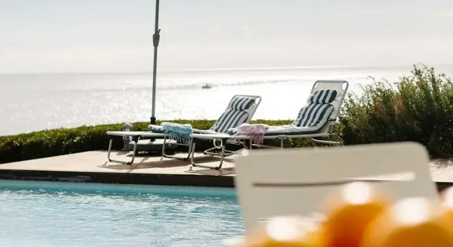 Вилла с 5 комнатами с балконом и с видом на море Sea Front Luxurious Villa