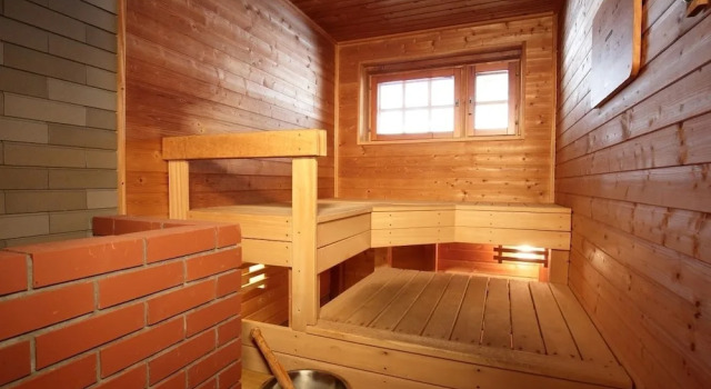 Коттедж Loghotel The Maplelodge