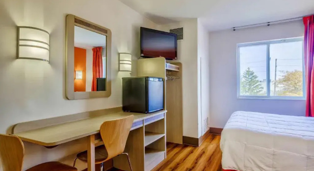 Двухместный номер Deluxe Motel 6-Burlington, ON - Toronto West - Oakville