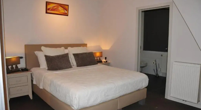 Двухместный номер Economy Hotel La Chaumiere