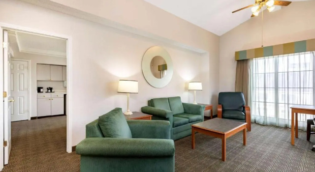 Двухместный люкс La Quinta Inn by Wyndham El Paso West