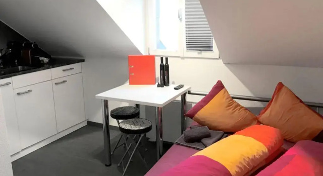Студия HITrental Station Apartments
