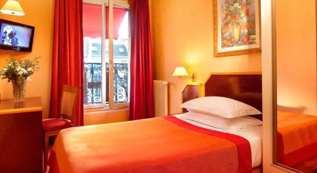 Двухместный номер Classic The Originals City Hotel Paix Republique