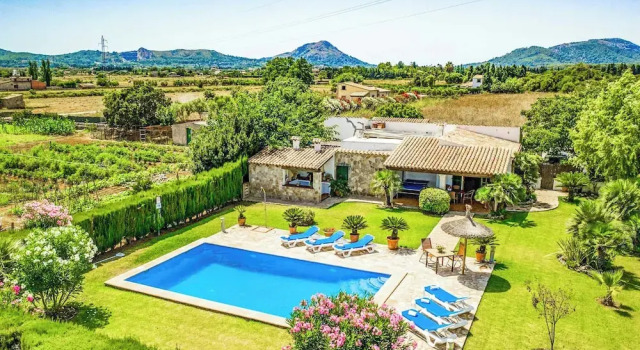 3 makuuhuonetta Villa Villa Bosque