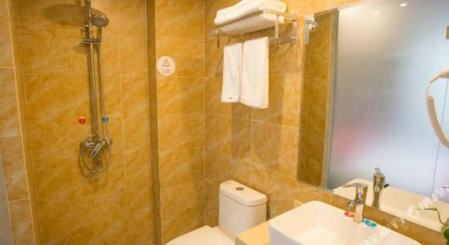 Yichang Yiwan Theme Hotel