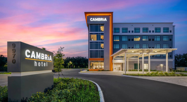Cambria Hotel Tampa-Brandon, Reserva ahora Hotel Brandon 