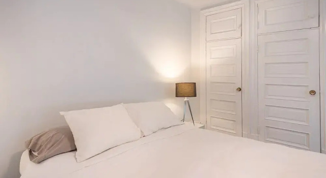 Beautiful Vintage 2BR- Heart Of Downtown, Rezervasyon Daire Montreal Quebec