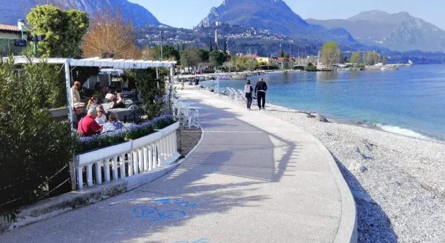 Апартаменты Casa Marsilva - holiday apartment in old town centre, near the lake
