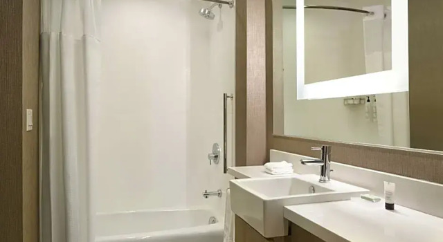 Люкс с видом на горы SpringHill Suites by Marriott Las Vegas Airport