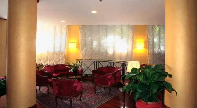 Hotel de Paris