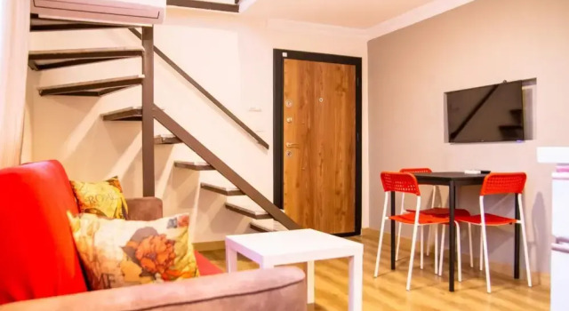 Colorful Apartment Near Kulturpark Izmir, Забронировать Апартаменты/квартира Апартаменты Измира, рядом с Ataturk Museum, Апартаменты/квартира