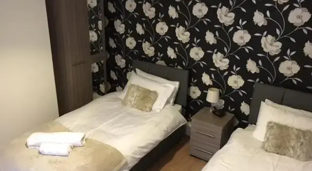 Manor Bungalow, Varaa Hotelli Walsall West Midlands