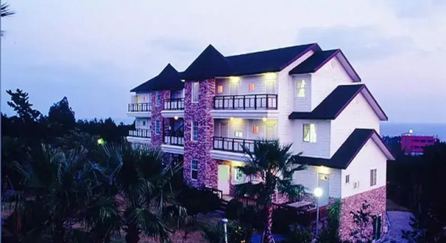 Siena Pension, Забронировать Отель Отели Согвипхо с парковкой, Парковка
