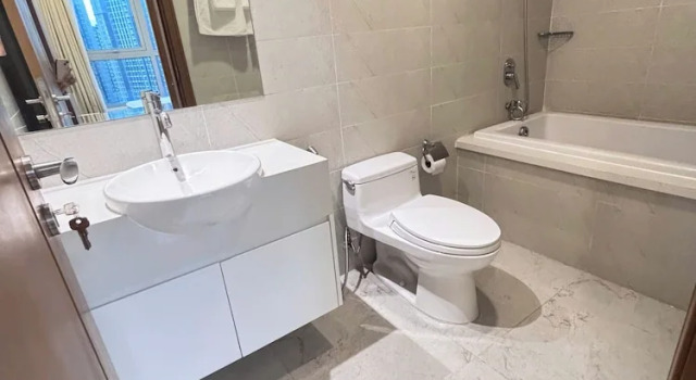 Апартаменты Luxury The Emerald Suites at Landmark 81
