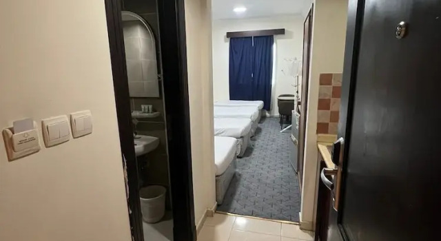 Четырёхместный номер Deluxe Grand Jawaher Alhashmiye Hotel Makkah