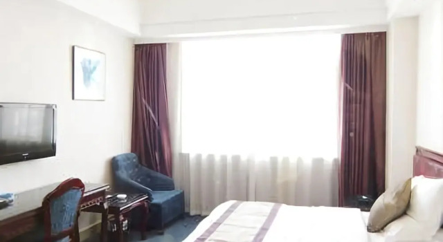 Jinzhonghuan Holiday Hotel