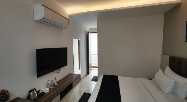 Номер Deluxe AVA Hotels and Corporates Millennium City