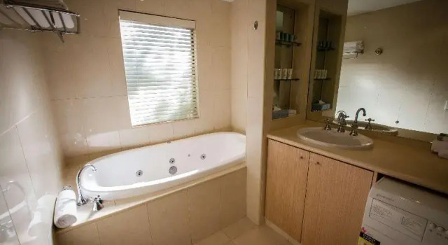 Люкс c 1 комнатой с красивым видом из окна Rydges Kalgoorlie