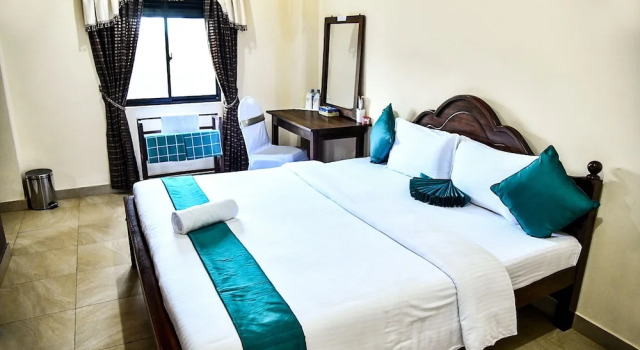 Двухместный номер Deluxe с видом на горы Sri Krishna Bhavan Hotel