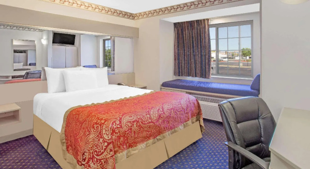Двухместный номер Standard Microtel Inn by Wyndham Janesville