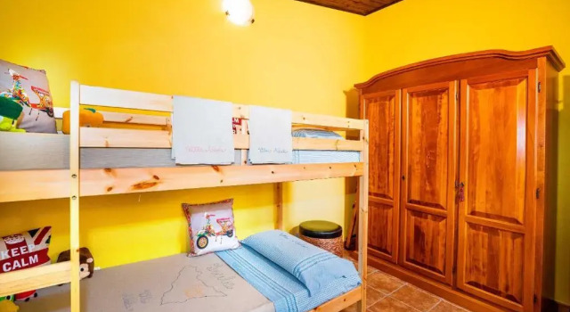 Villa Alecla - Sea Villa near Taormina, Book Villa Hoteller i Sant'Alessio Siculo med parkering, Parkering