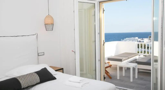 Семейный номер Deluxe с видом на море The George Hotel Mykonos