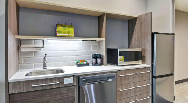 Двухместный люкс Home2 Suites by Hilton Pecos
