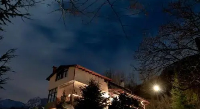 Militsa Guesthouse, Брондау Қонақ үй Naousa 3-5 Pigadia