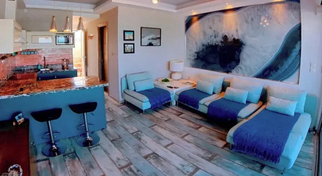 Deluxe Beach Apartment- Sleeps 2 & Private Terrace, Reserva ahora Apartamento Charaki Rodas
