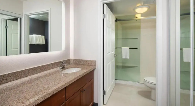 Люкс с 2 комнатами Residence Inn by Marriott Whitby