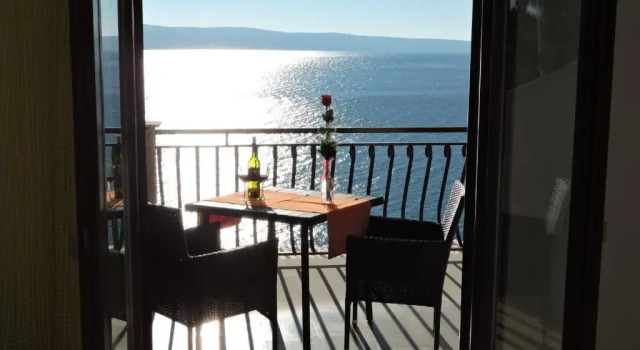 Апартаменты c 1 комнатой с балконом и с видом на море Apartments Kalebić