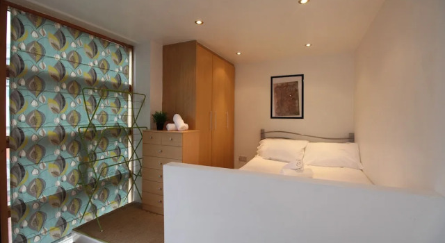 Двухместная студия с видом на город Smithfield Distillery Self Catering
