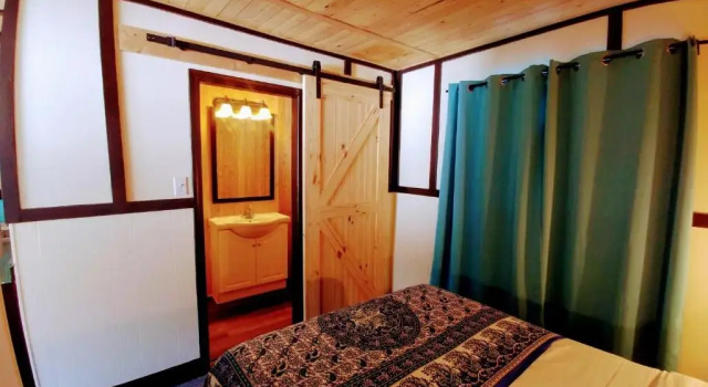 Люкс Standard Dwight Riverside Inn