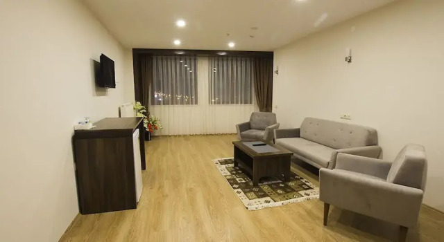 Liva Hotel, Забронировать Отель  