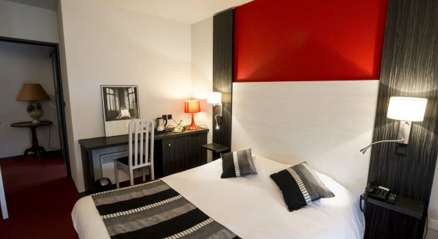 Inter-hôtel Le Pillebois, Đặt Khách sạn Malafretaz 