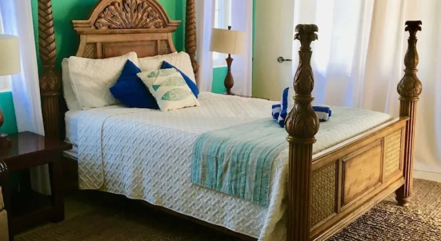 Люкс Blue Parrot Beach House