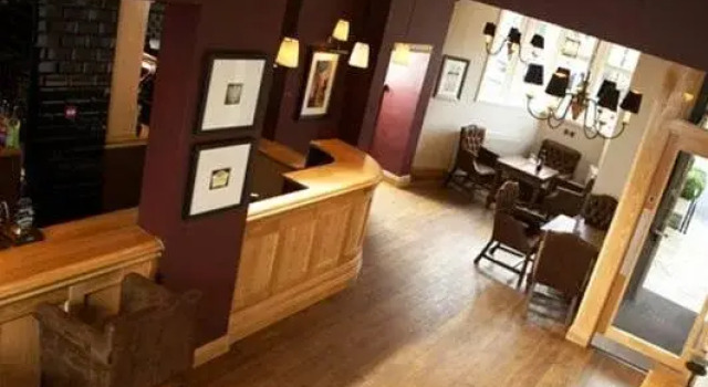 The Bondgate Boutique, Забронировать Бутик-отель Отели в центре Алник, в центре, Парковка