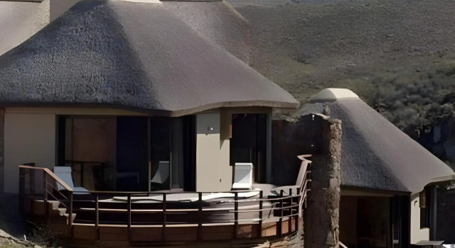 White Lion Lodge on Sanbona, Забронировать Отель Goedgeloof Свеллендам