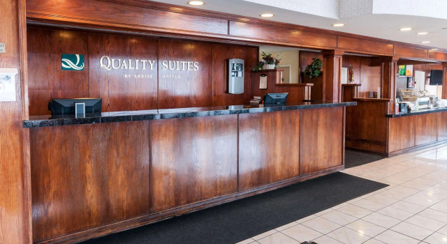 Quality Suites Albuquerque Airport, Varaa Hotelli Albuquerque New Mexico